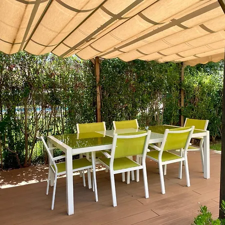 Holiday home Agradable Adosado Con Piscina Y Jardin *